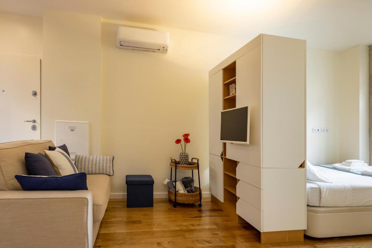 Bright Studio With Terrace Porto Exterior photo
